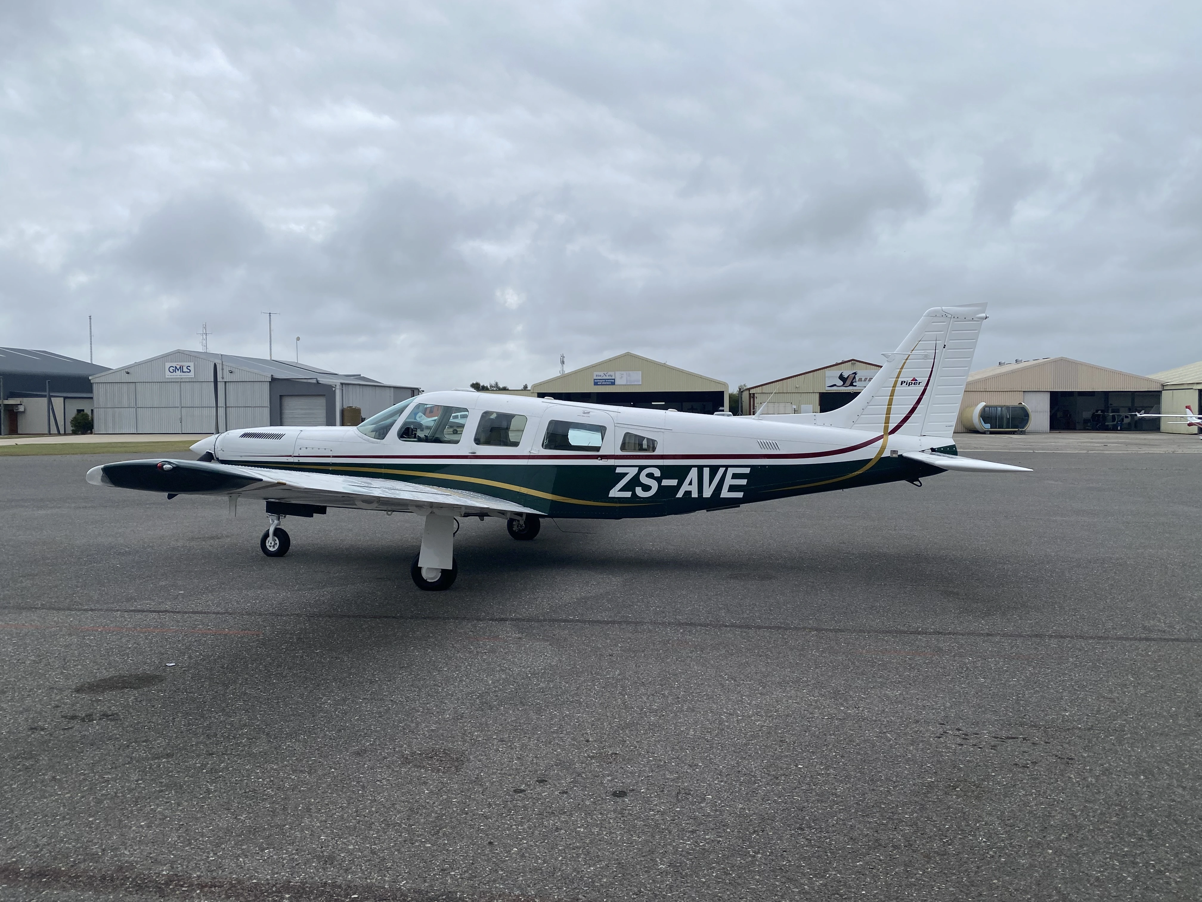 Piper Turbo Saratoga SP